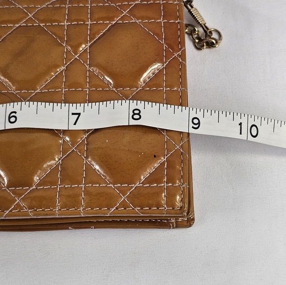 DIOR Patent Cannage Lady Dior Convertible Clutch - Picture 8 of 9